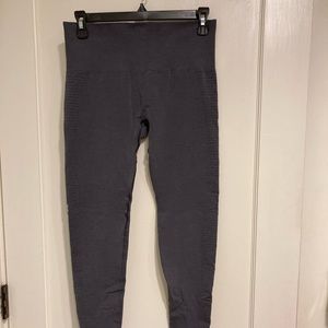 Like New : Icebreaker cool lite motion seamless leggings